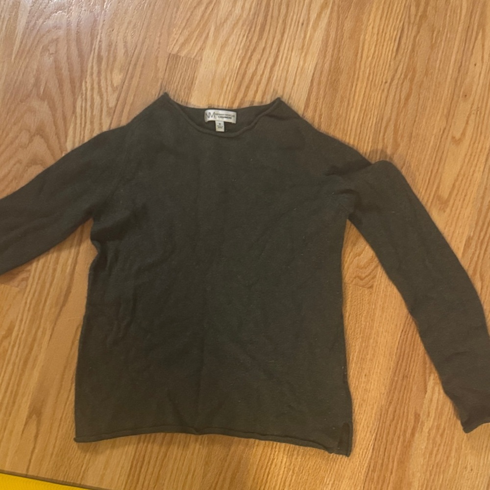 Neiman Marcus  Cashmere Sweater